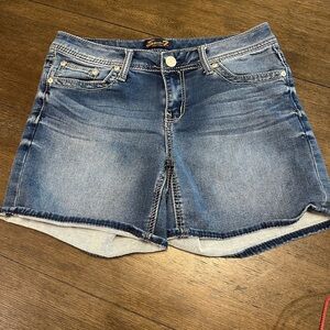 Seven7 Women's Blue‎ Jean Shorts